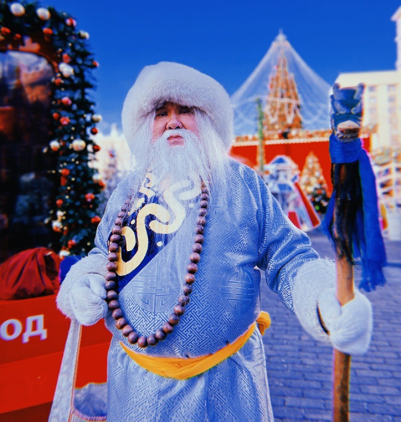 Фото Бурятский Сагаан Убгэн триумфально завершил фестиваль Дед Морозов в Москве