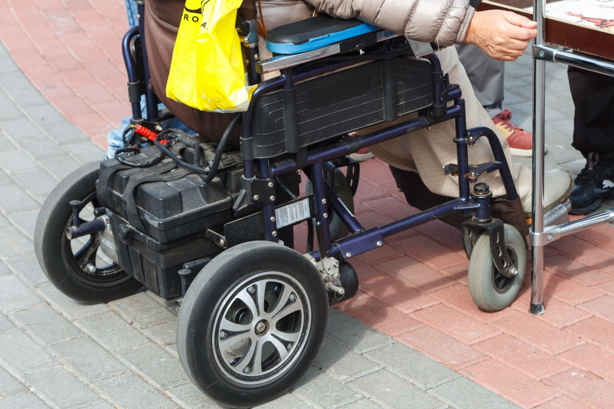 Фото Улан-удэнец хотел заработать на продаже инвалидных колясок, но попался мошенникам