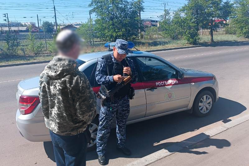 Фото В Улан-Удэ работник транспортной компании украл партию товара