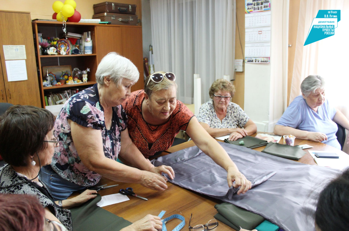 Фото В Бурятии пенсионеров обучают валянию шерсти и бисероплетению