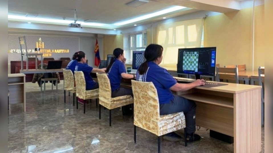 Фото В Монголии заключенные женщины выиграли межконтинентальный онлайн-чемпионат по шахматам