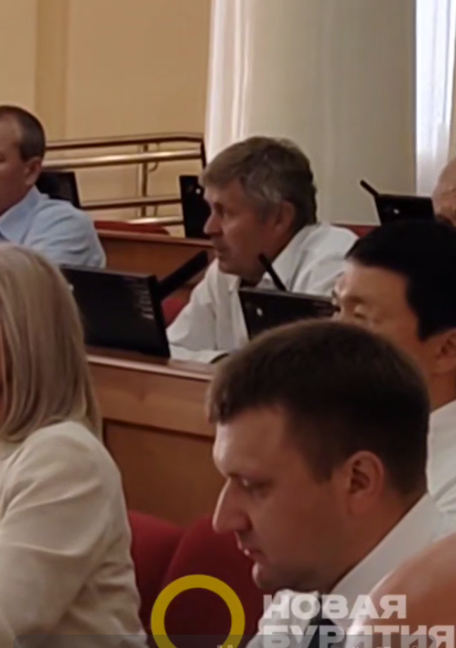 Фото Депутат Народного Хурала Анатолий Кушнарев назвал хвойную волнянку жёлтым пожаром Бурятии