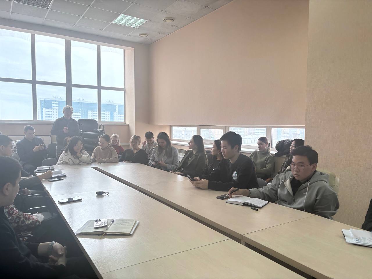 Фото Активисты молодежи Бурятии познакомились и обсудили наболевшие вопросы