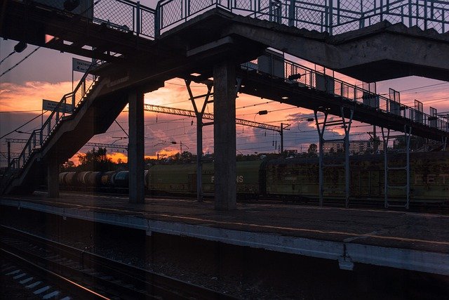 Фото Путешествовать по России на поезде можно будет на 25% дешевле