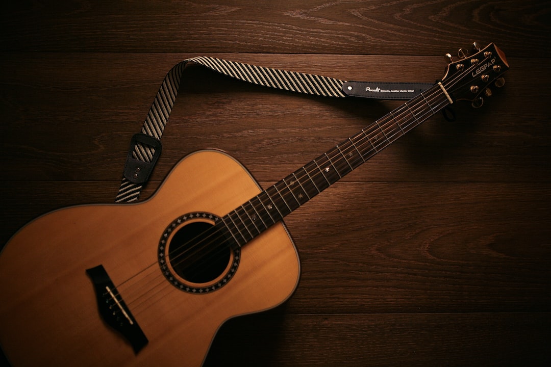 Фото Житель Бурятии втихую «пропил» гитару своей племянницы
