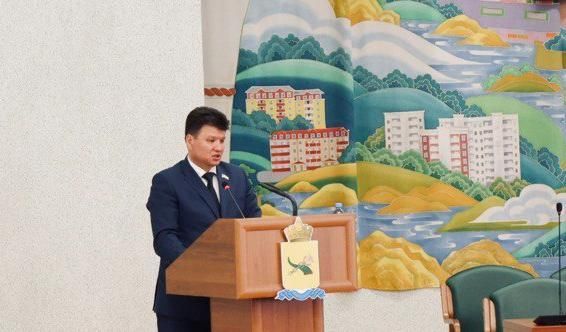 Фото 10 из 10: в Улан-Удэ состоялась 32-я сессия городского Совета депутатов 