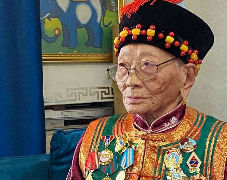 Фото В Улан-Удэ на Парад Победы прибудет 100-летняя ветеран Халхин-Гола