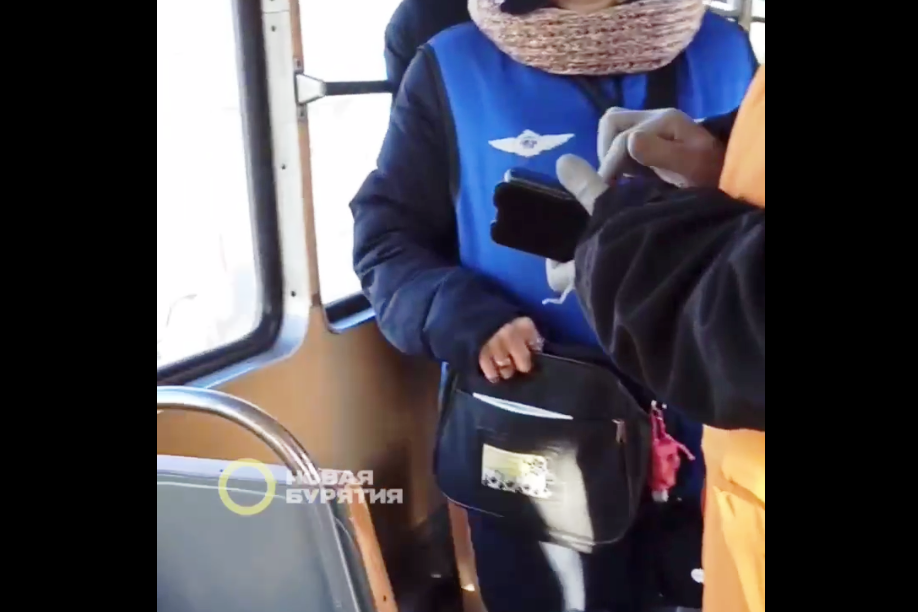Фото В Улан-Удэ из-за найденного черного пакета остановили трамваи