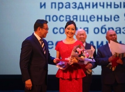 Фото Три служителя культуры Бурятии получили почетные звания
