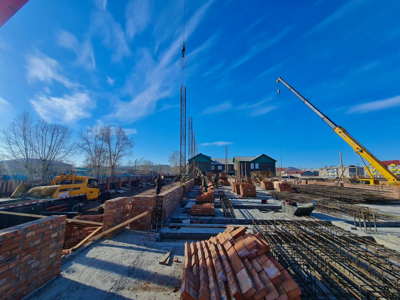 Фото В Бурятии строительство Хоринской школы продолжит новый подрядчик