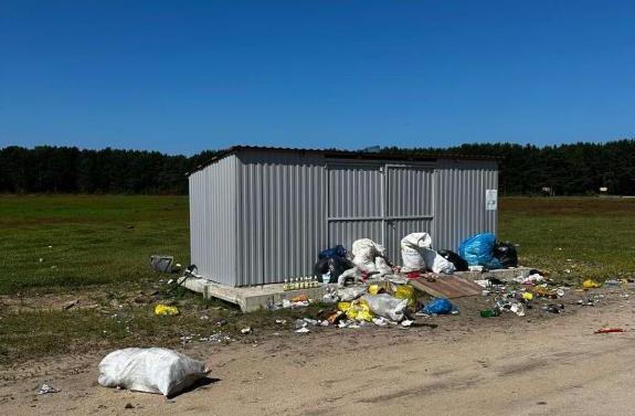 Фото В Бурятии прокуратура сделала замечание главе поселения за захламление мусорной площадки