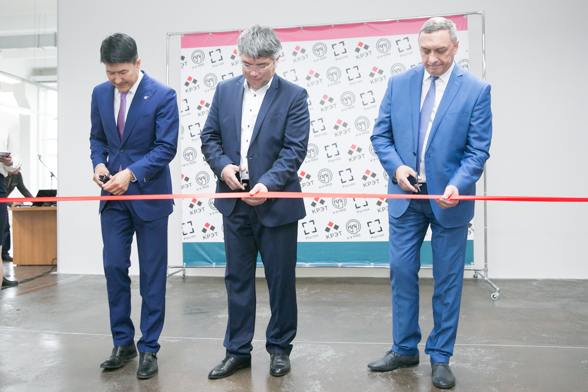 Фото На «Приборке» в Улан-Удэ открыли новый цех по выпуску продукции для «умных» сетей