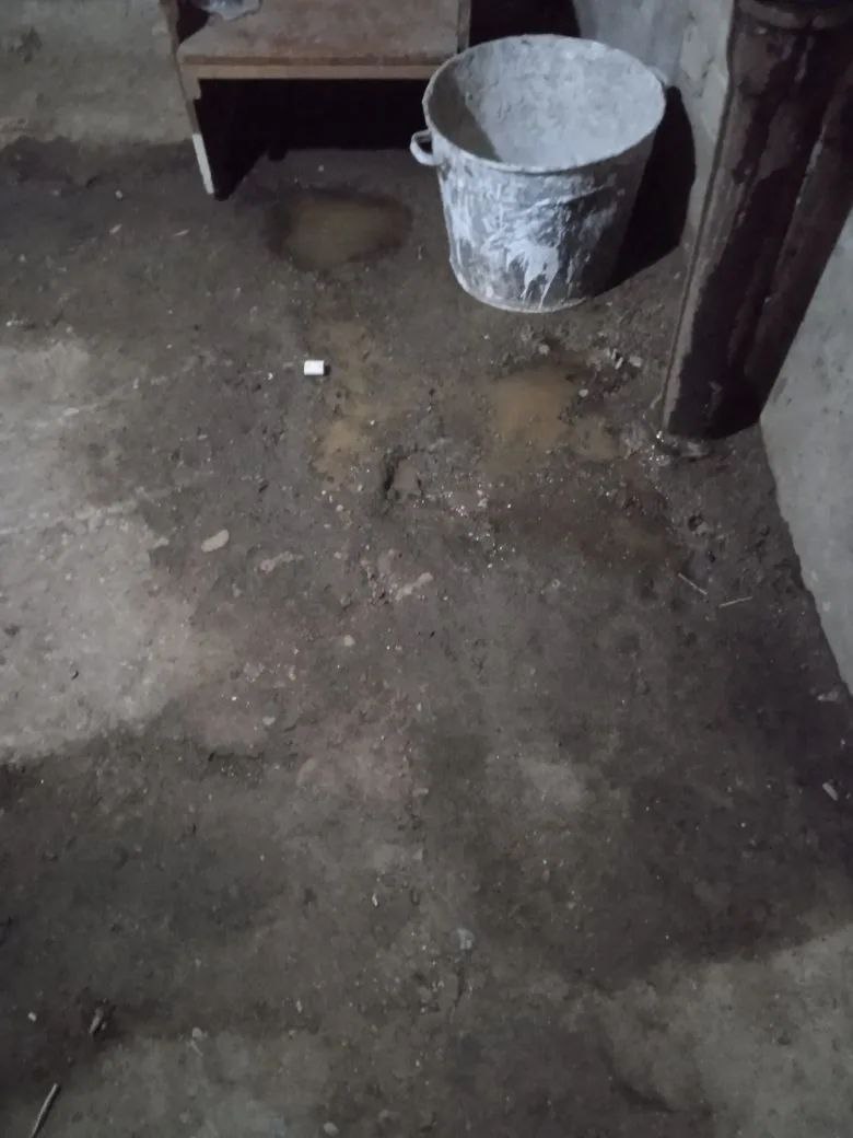 Фото Фекалиями заливает подвал дома в поселке Бурятии  