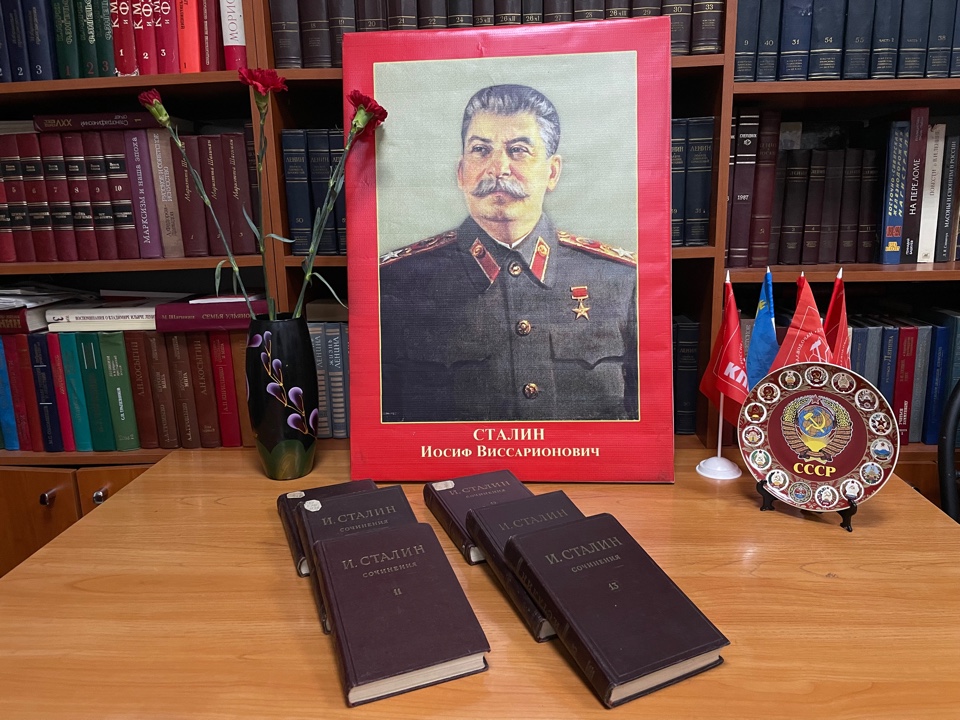 Фото В Бурятии создают общественное движение «Сталин»