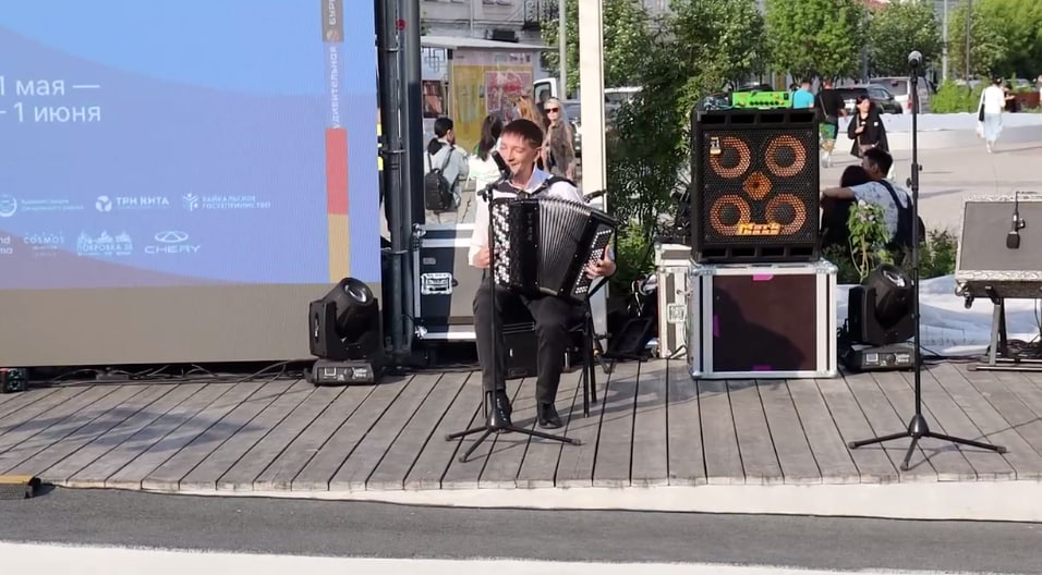 Фото Баянист из Бурятии снимется в передаче «Играй, гармонь любимая!»