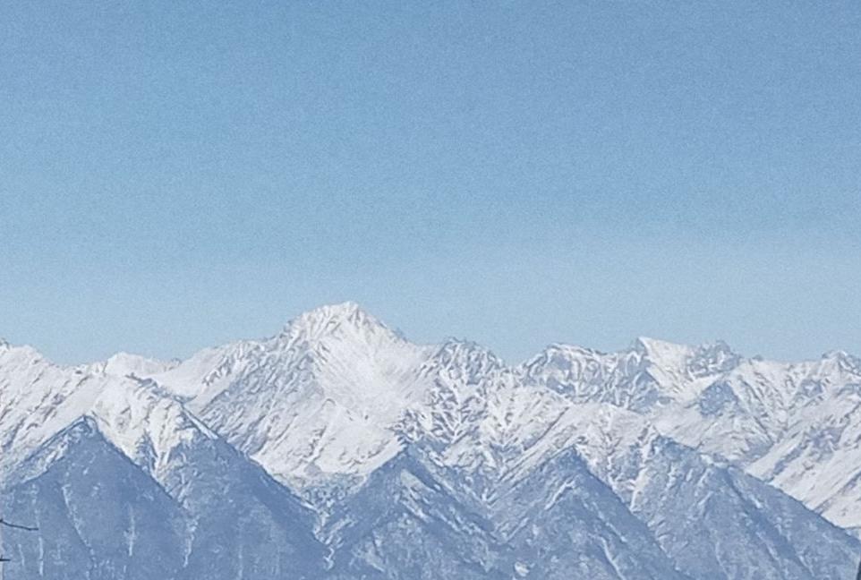 Фото На севере Бурятии вновь возникла опасность снежных лавин