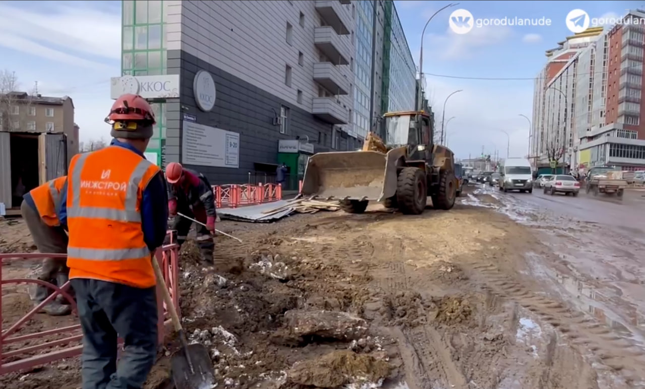 Фото Подрядчик усилил подсыпку в местах просадки грунта в центре Улан-Удэ