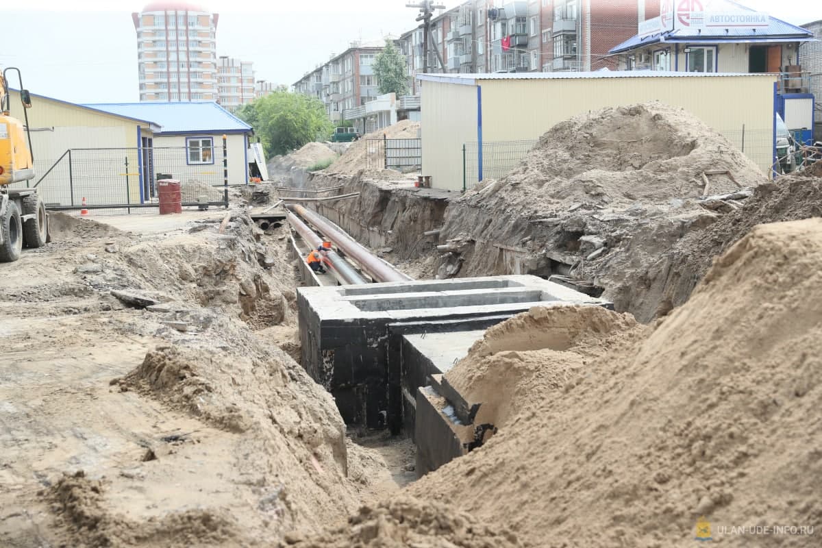 Фото В Улан-Удэ продолжается ремонт тепломагистрали №6