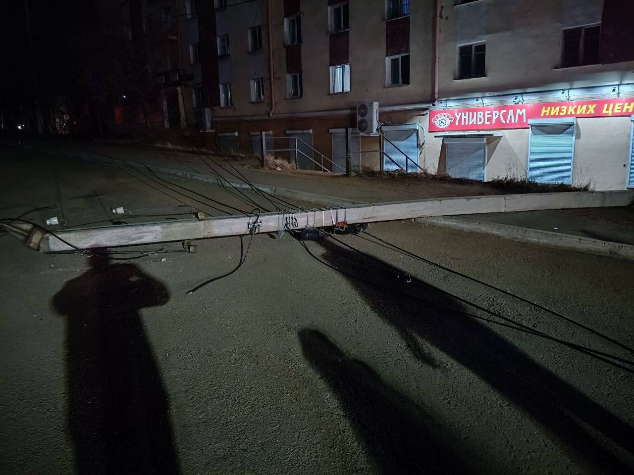 Фото В Улан-Удэ неизвестный сбил столб