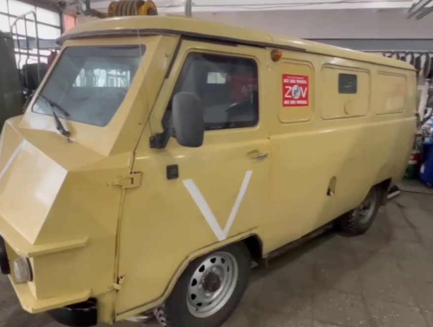 Фото Бурятия передала бойцам-участникам СВО бронированные автомобили