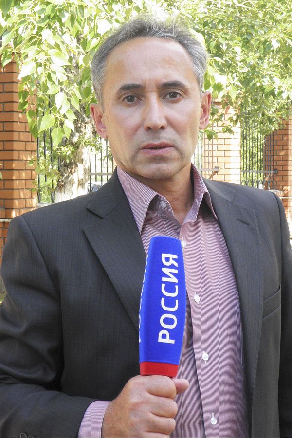 Фото Известный журналист в Бурятии отмечает двойной юбилей