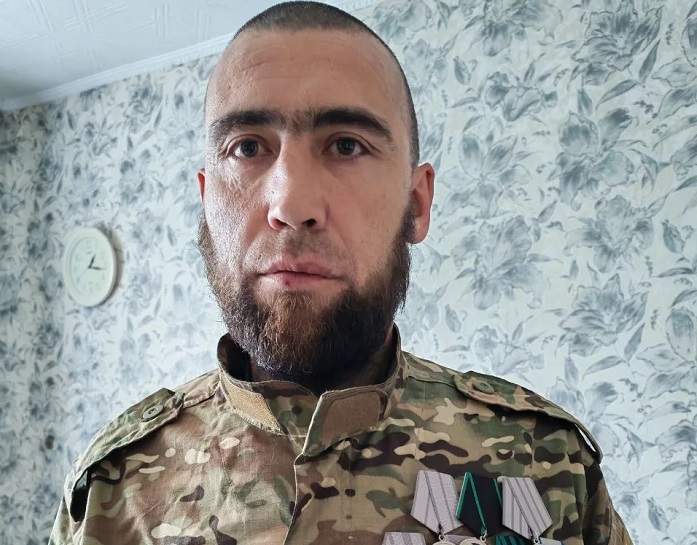 Фото Уроженец Кяхтинского района Бурятии добился отправки на СВО вопреки ранениям  