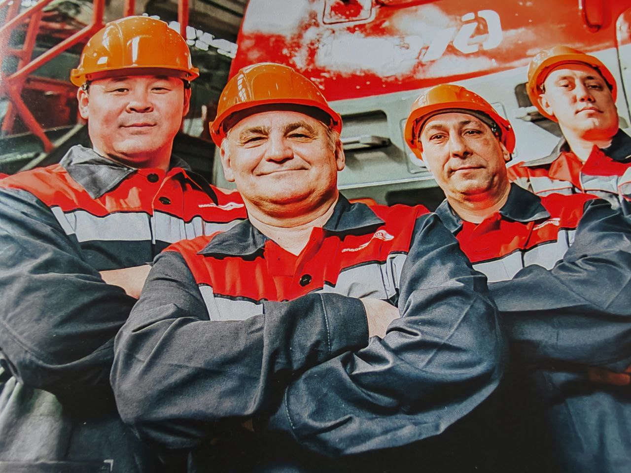 Фото Флагман промышленности Бурятии принимает поздравления с днем железнодорожника 