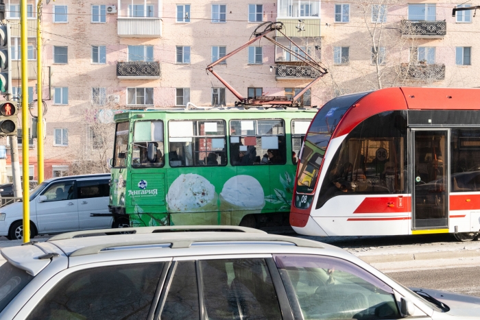 Фото В Улан-Удэ демонтировали киоск с продажей проездных на трамвай