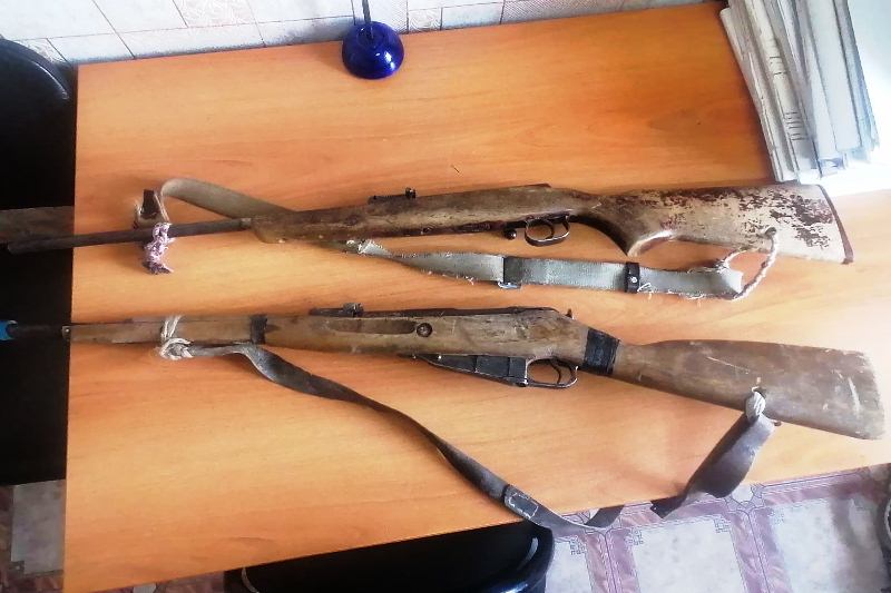Фото Житель Бурятии добровольно сдал оружие покойного родственника