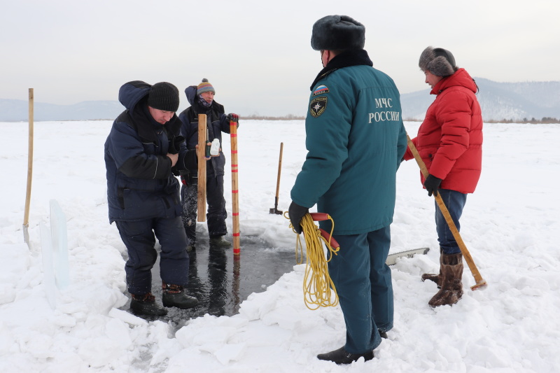 Фото На Селенге в Бурятии установили станцию онлайн-мониторинга ледового покрова