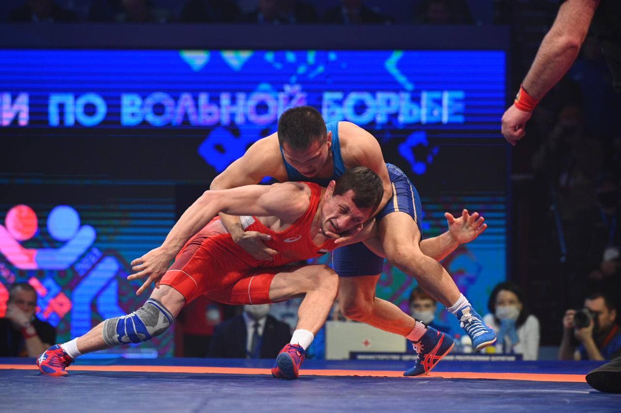 Фото Алдар Бальжинимаев стал бронзовым призером на ЧР по вольной борьбе