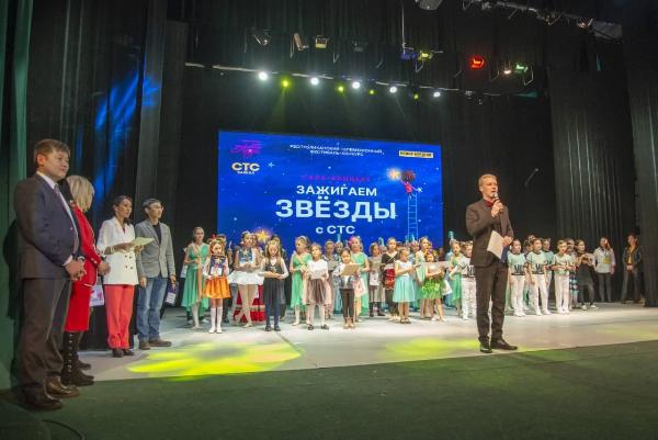 Фото В Улан-Удэ подвели итоги конкурса «Зажигаем звезды с СТС»
