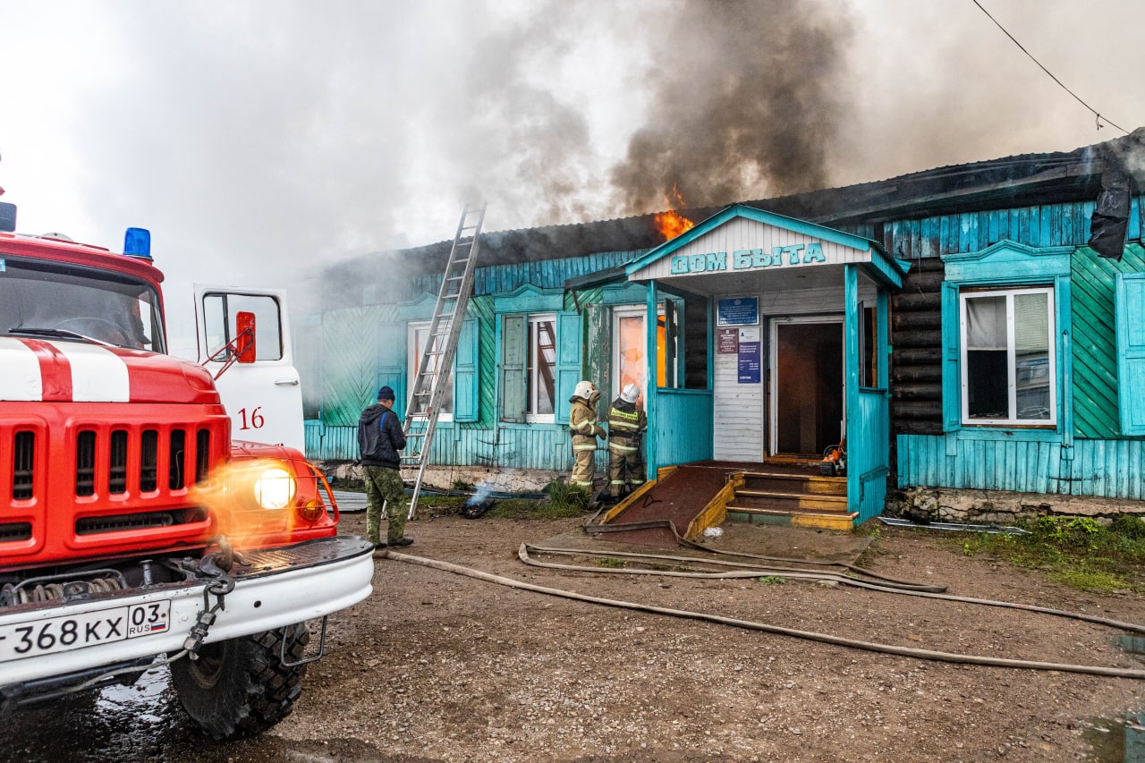 Фото В Бурятии спасающийся от пожара редактор успел снять уникальный сюжет