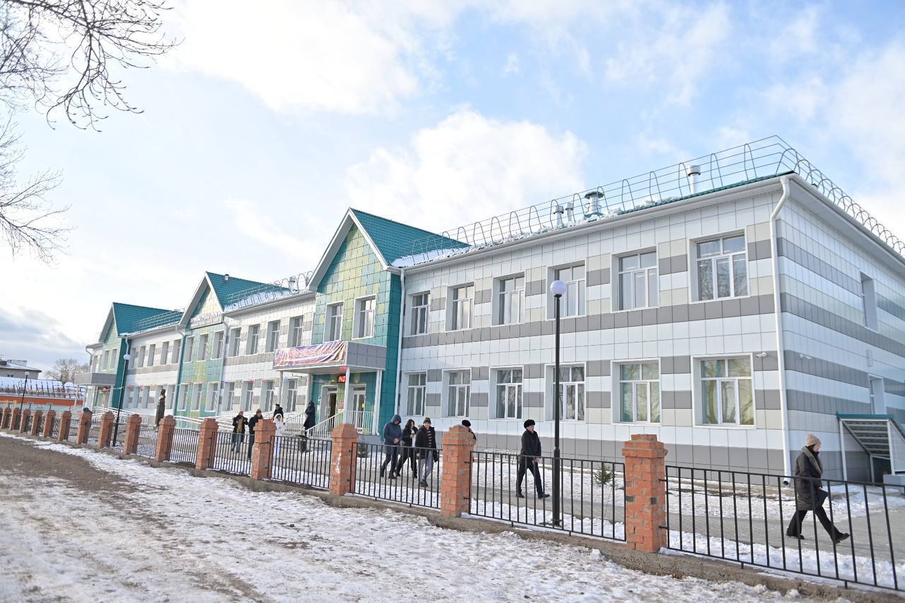 Фото В Бурятии в рамках нацпроекта построен новый корпус школы в Хоринске
