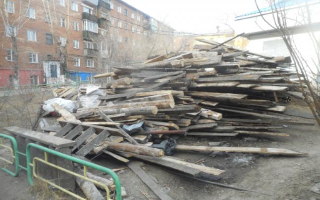 Фото Более 2 млн рублей штрафов выписали жителям Улан-Удэ в ходе месячника чистоты