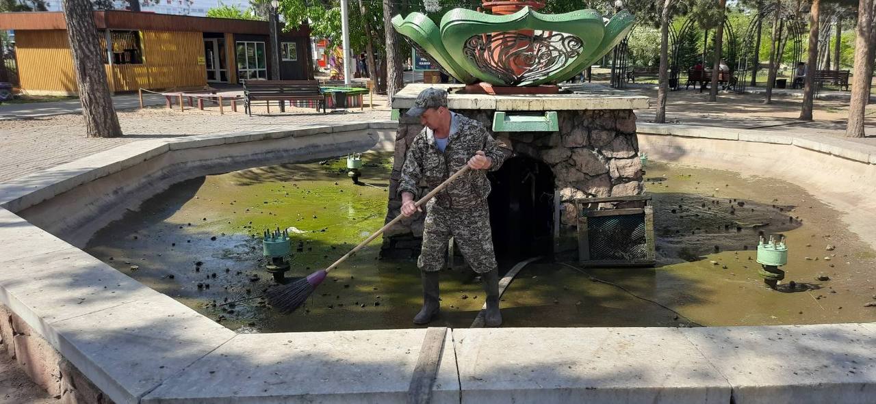 Фото Улан-удэнцев призвали не превращать фонтаны в урны