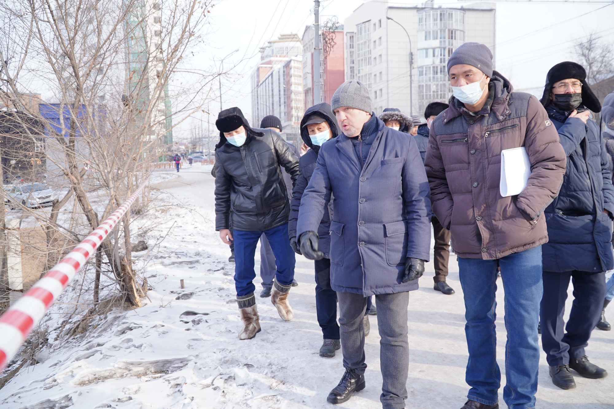 Фото Депутаты взяли под контроль строительство многоквартирных домов по улице Смолина в Улан-Удэ