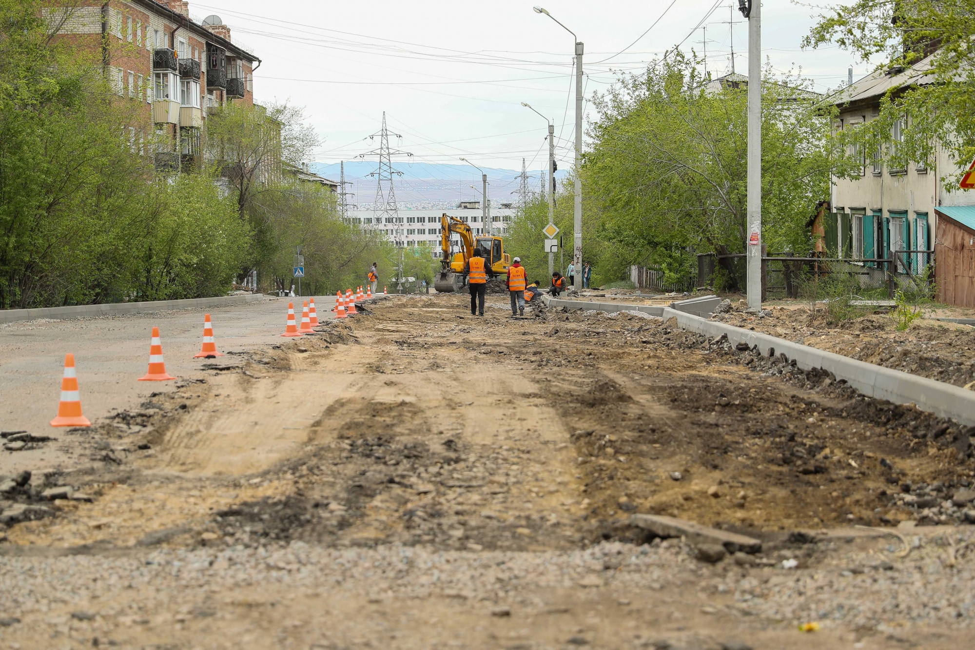 Фото Депутаты Горсовета Улан-Удэ остановили ремонт дороги