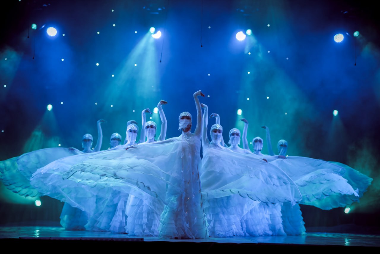 Фото Театр «Байкал» поделился увлекательным фактом о знаменитых «Лебедях»