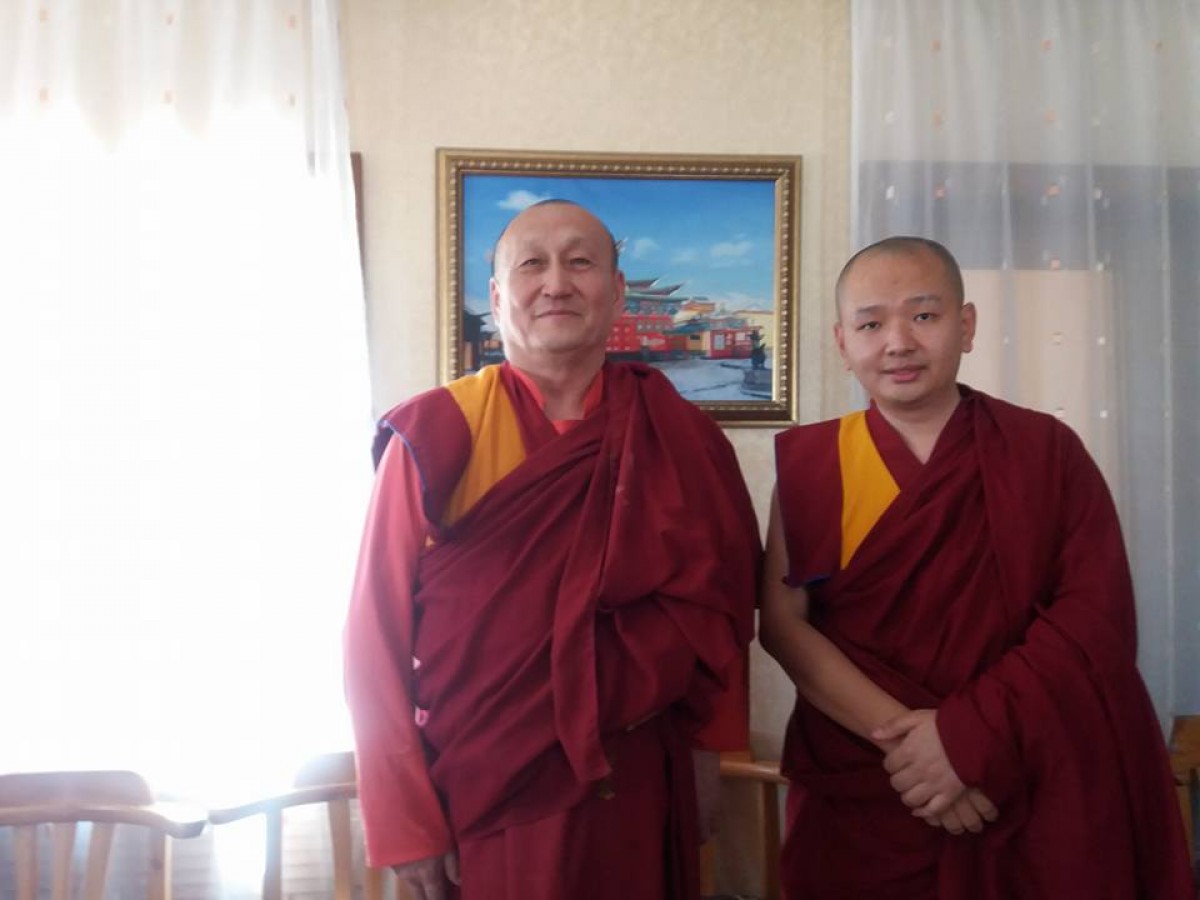 Фото В Бурятию прибыл духовный наставник Далай-ламы