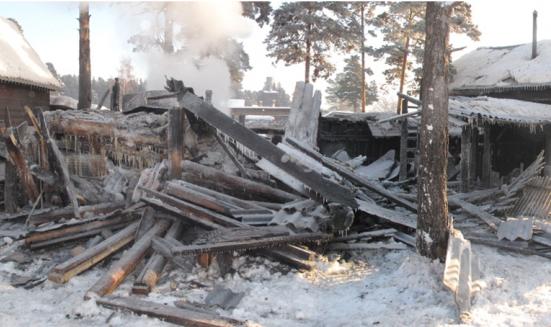 Фото Житель Бурятии поссорился с соседкой и поджёг её дом
