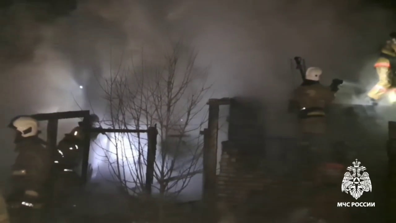 Фото На пожаре в Улан-Удэ обнаружен погибший человек