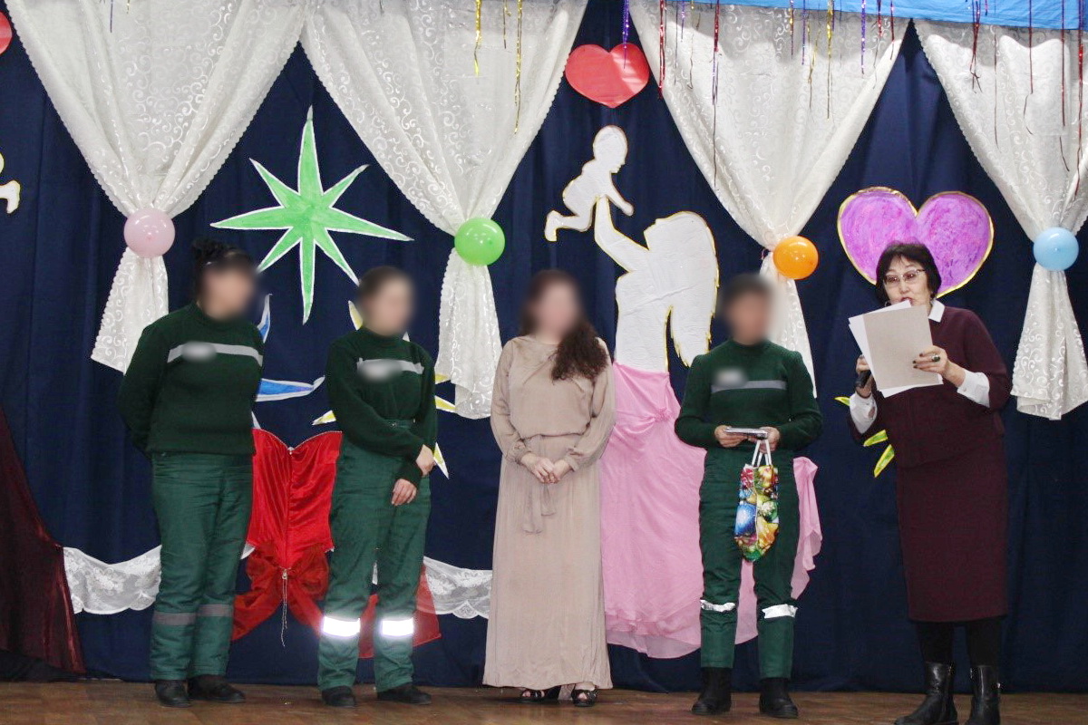 Фото В Улан-Удэ театр осужденных «Туяа» стал победителем фестиваля «Амар мэндэ»