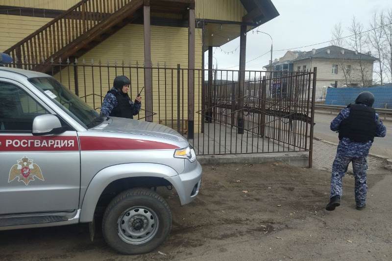 Фото Ревнивая пьяная женщина устроила драку в районе Бурятии