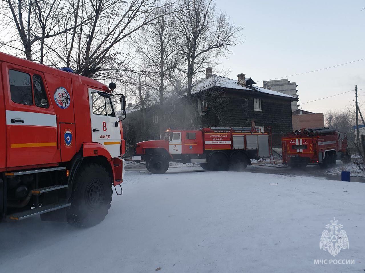 Фото В Улан-Удэ пожарные предотвратили возгорание по улице Бабушкина
