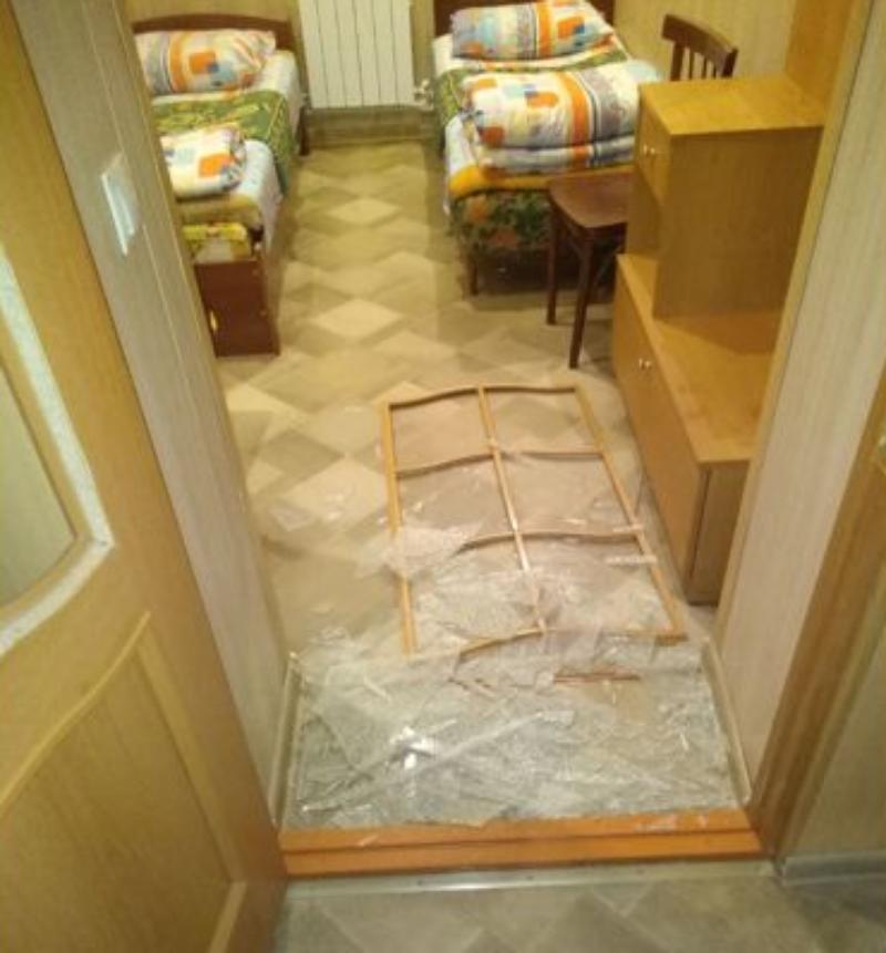 Фото В Бурятии постояльцы разгромили гостиницу