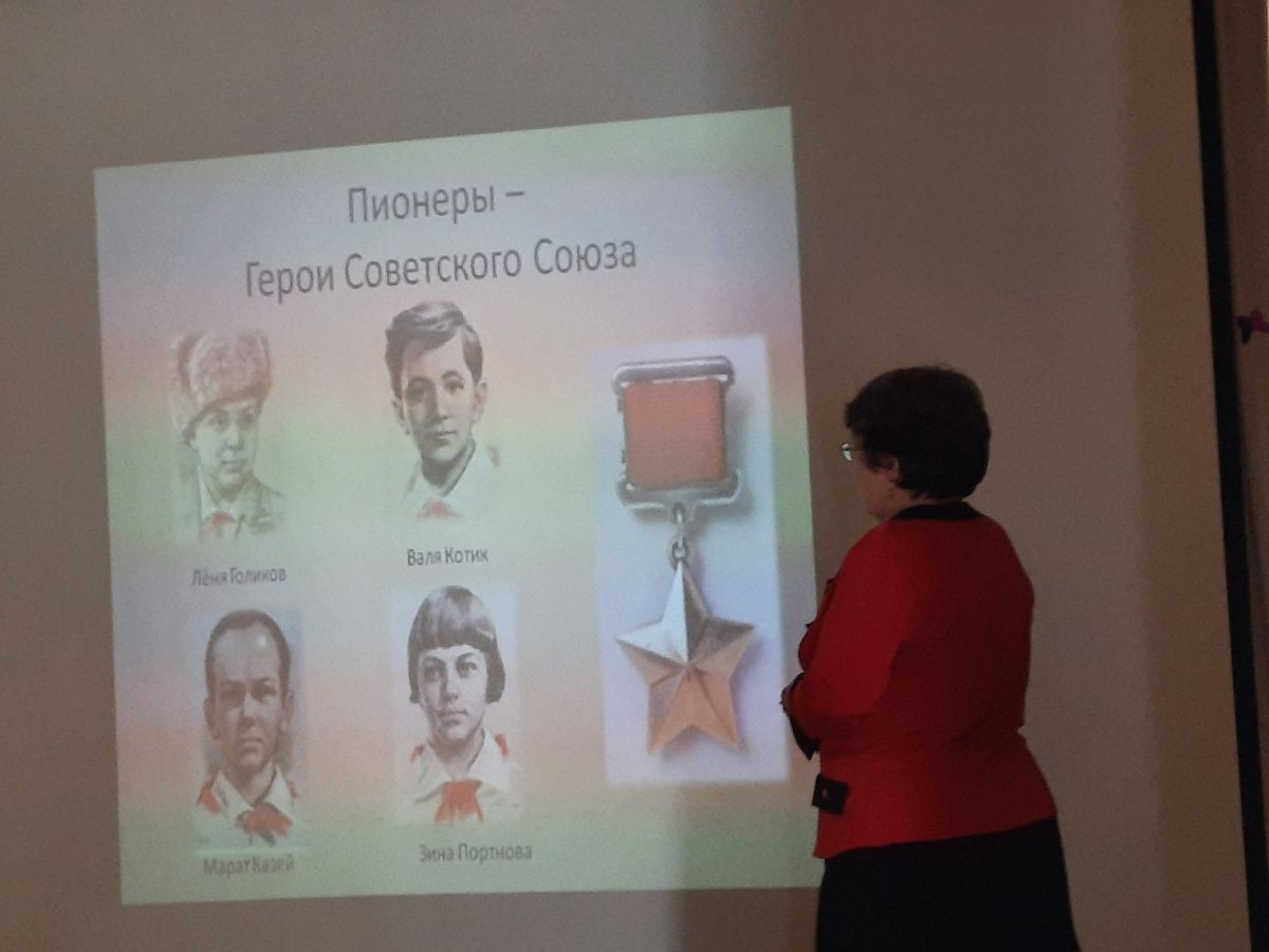 Фото Для школьников Бурятии проходят выездные лекции «Они были твоими ровесниками»