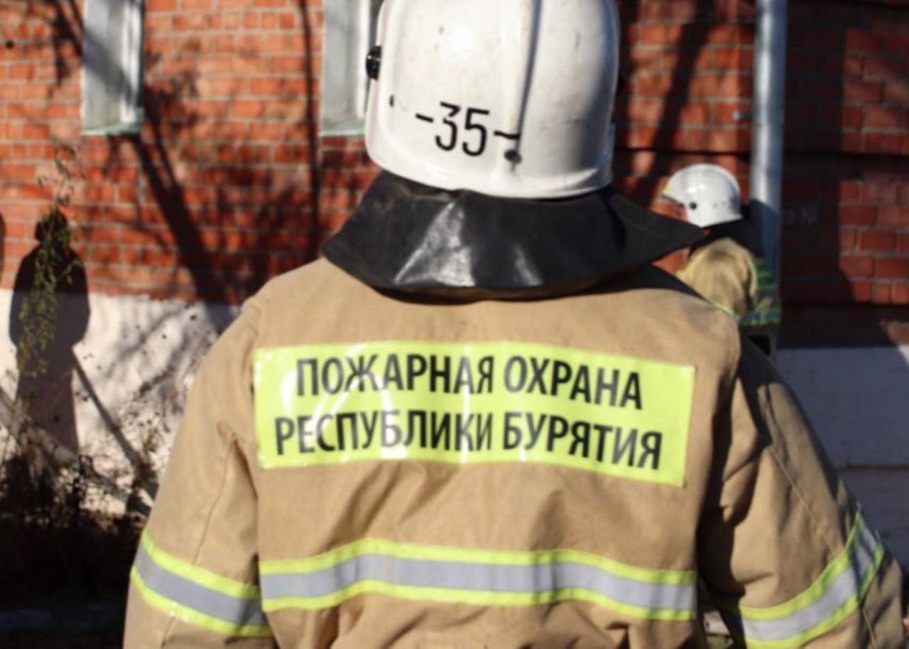 Фото В Бурятии один человек погиб при пожаре, один пострадал