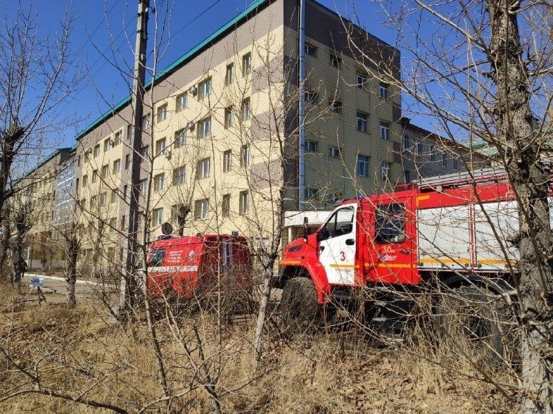 Фото В Улан-Удэ произошел пожар в здании БСМП