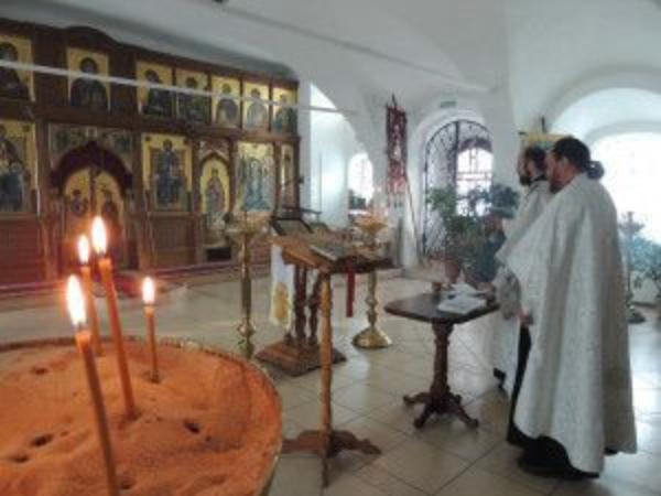 Фото В Бурятии проходит Божественная литургия по жертвам геноцида казачества